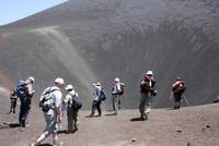 am Vulkankrater &ndash; &copy; Anna Stiebing (Eberhardt TRAVEL)