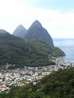 Die beiden Pitons - Wahrzeichen von St. Lucia! &ndash; &copy; Anne Schröder (Eberhardt TRAVEL)