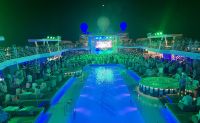 White Night-Poolparty bei 26 Grad Celsius &ndash; &copy; Anne Schröder (Eberhardt TRAVEL)
