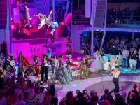 Rosenmontag an Bord der Mein Schiff 2 &ndash; &copy; Anne Schröder (Eberhardt TRAVEL)