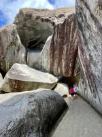 Wir durchqueren die riesigen Granitfelsen &ndash; &copy; Anne Schröder (Eberhardt TRAVEL)