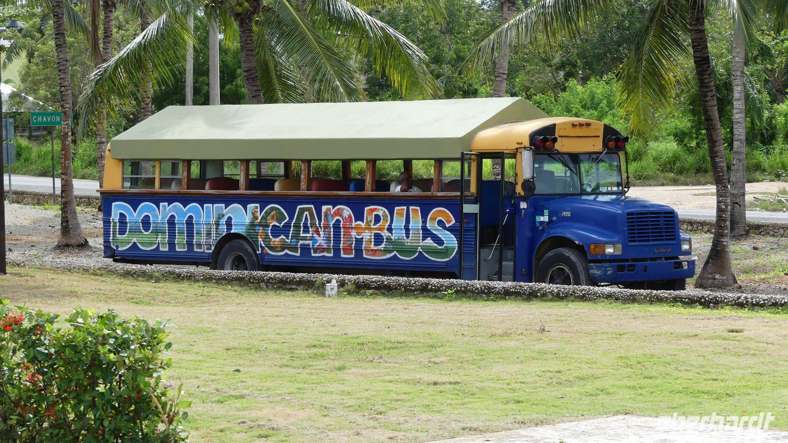 Bus Dom. Rep. &ndash; &copy; Nadja Klinkhardt (Eberhardt TRAVEL)