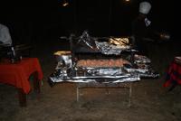 Bushdinner &ndash; &copy; Susanne Schirmann (Eberhardt TRAVEL)