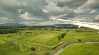 Bogota - Landeanflug &ndash; &copy; Petra Hady (Eberhardt TRAVEL)