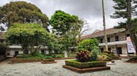 Popayan - Hübscher Innenhof &ndash; &copy; Petra Hady (Eberhardt TRAVEL)