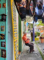 San Agustin - netter Herr &ndash; &copy; Petra Hady (Eberhardt TRAVEL)