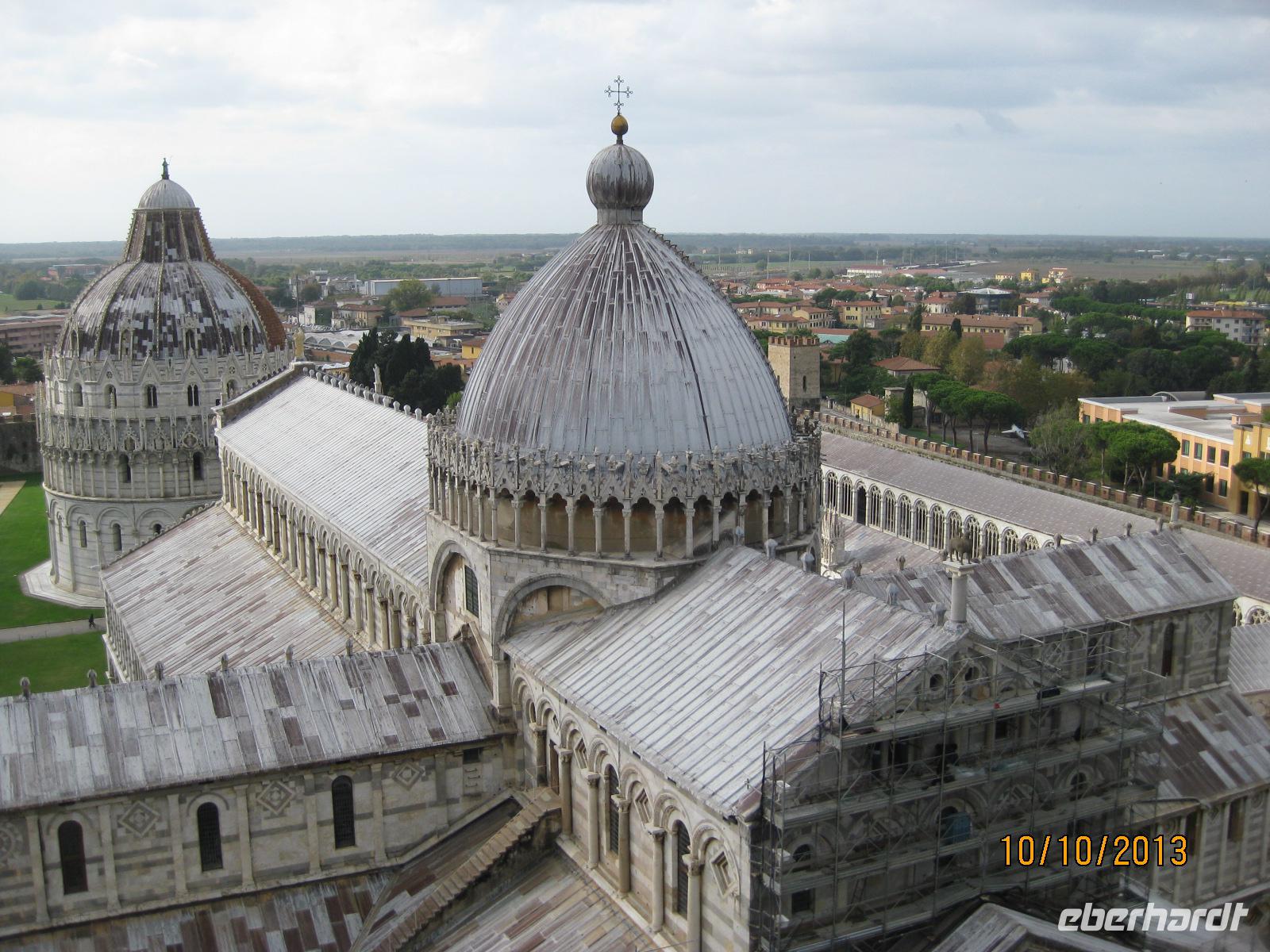 Zwischenstopp in Pisa - auf dem Schiefen Turm von Pisa &ndash; &copy; Johanna Vogt (Eberhardt TRAVEL)