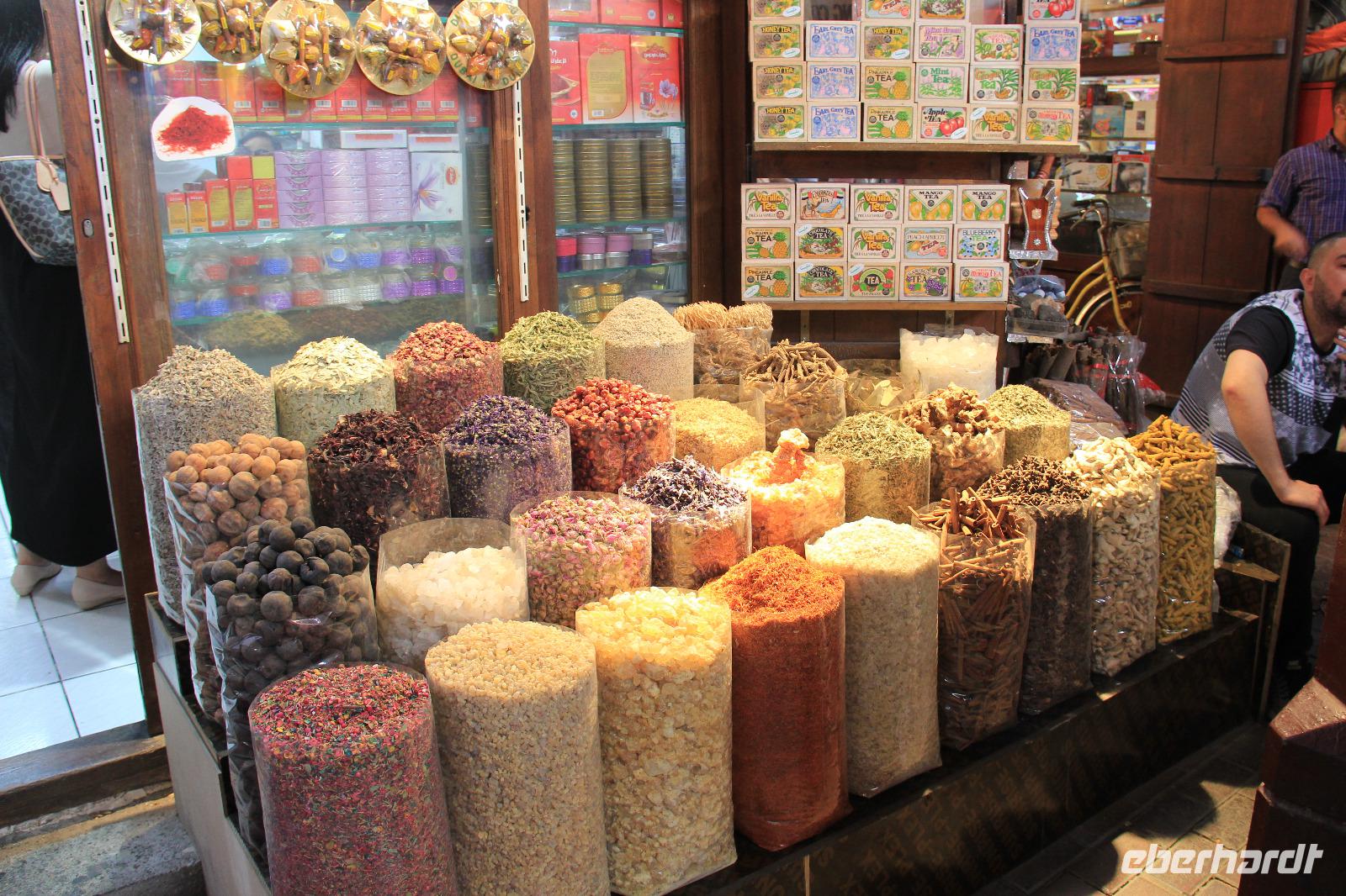 Dubai - Gewürz Souk &ndash; &copy; Sylvia Ott (Eberhardt TRAVEL)