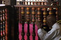 Sri Lanka - Zahntempel in Kandy &ndash; &copy; Sylvia Ott (Eberhardt TRAVEL)