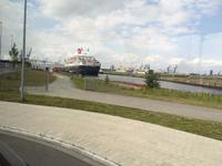 Queen Mary 2 im Hamburger Hafen &ndash; &copy; Ute Hofmann (Eberhardt TRAVEL)
