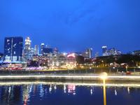 Singapur bei Nacht &ndash; &copy; Laura Schwanitz (Eberhardt TRAVEL)