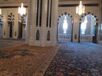 Innenraum Große Sultan Qaboos Moschee &ndash; &copy; Laura Schwanitz (Eberhardt TRAVEL)