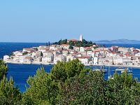 Blick auf Primosten &ndash; &copy; Wolfgang Eckert (Eberhardt TRAVEL)