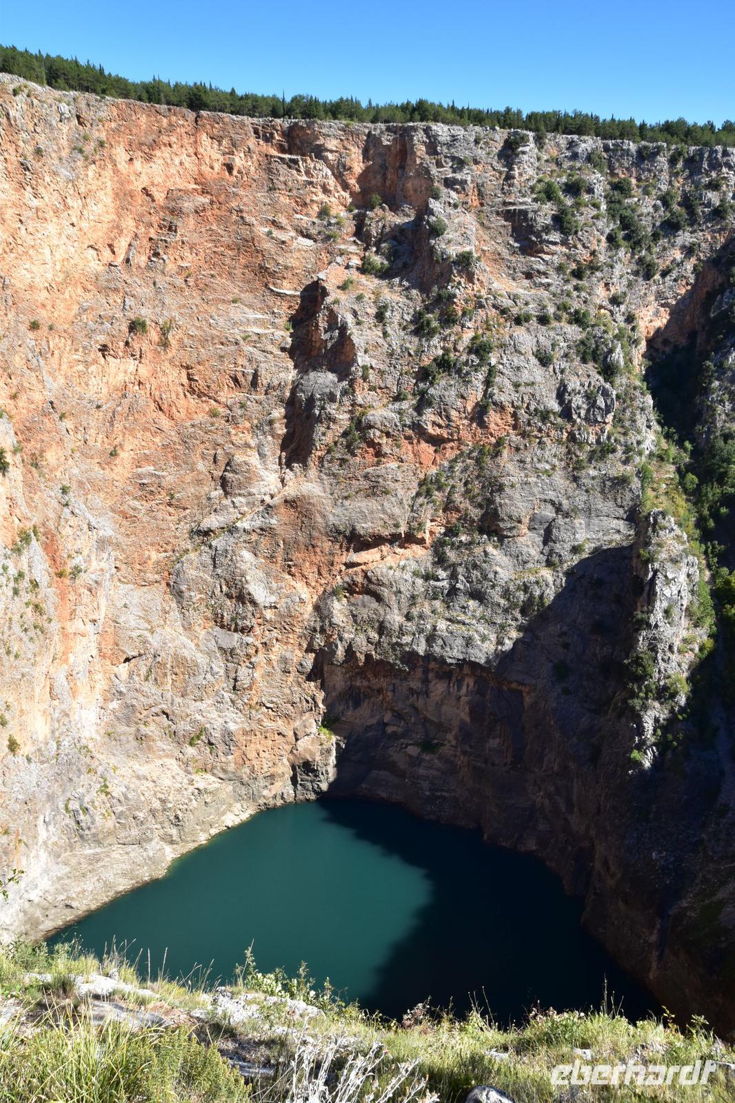 213 Imotski, Roter See &ndash; &copy; Konrad Füssel (Eberhardt TRAVEL)
