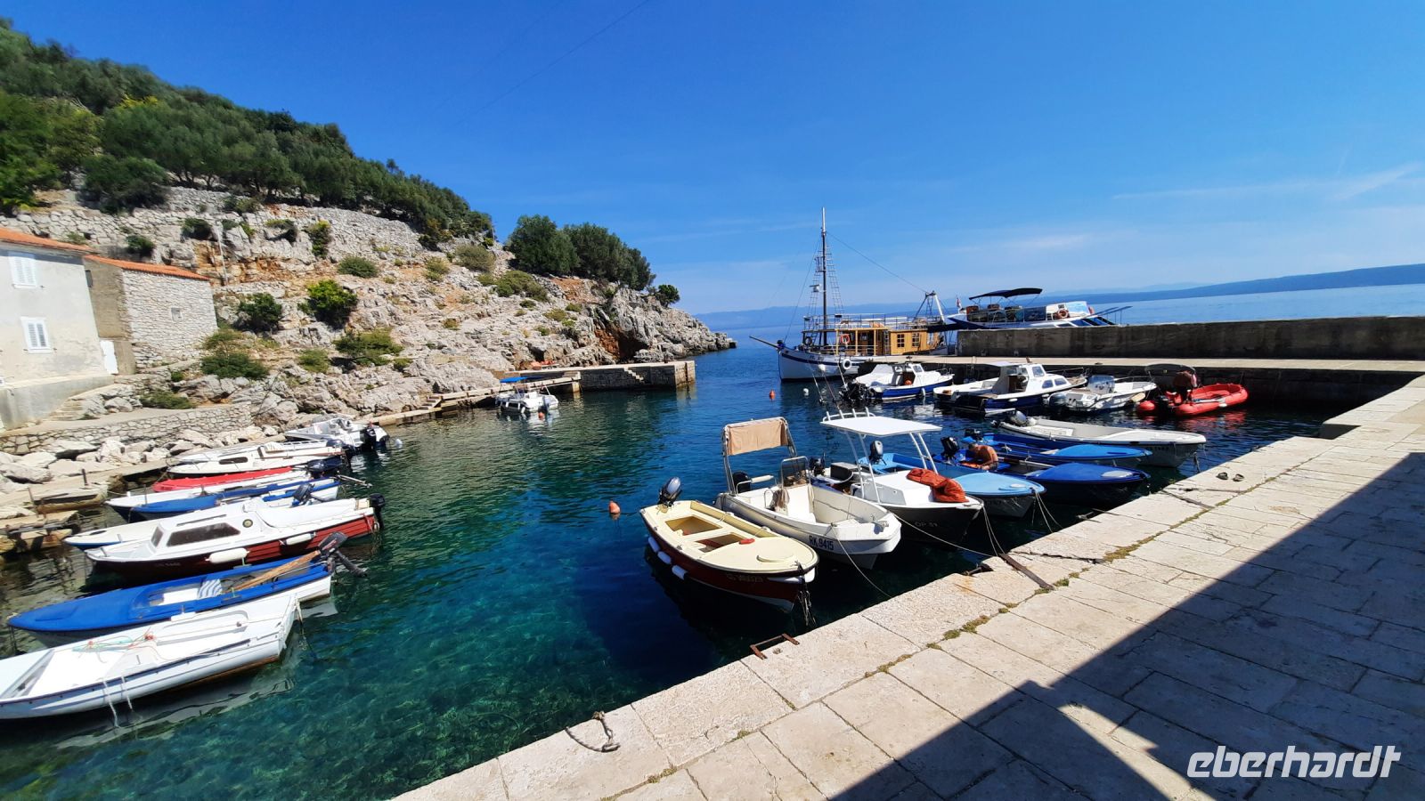 Singlereise Kroatien - Kleiner Hafen auf Cres &ndash; &copy; Franziska Bergmann (Eberhardt TRAVEL)