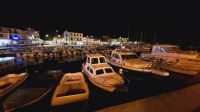 Singlereise Kroatien - abendlicher Hafen im Malinska 