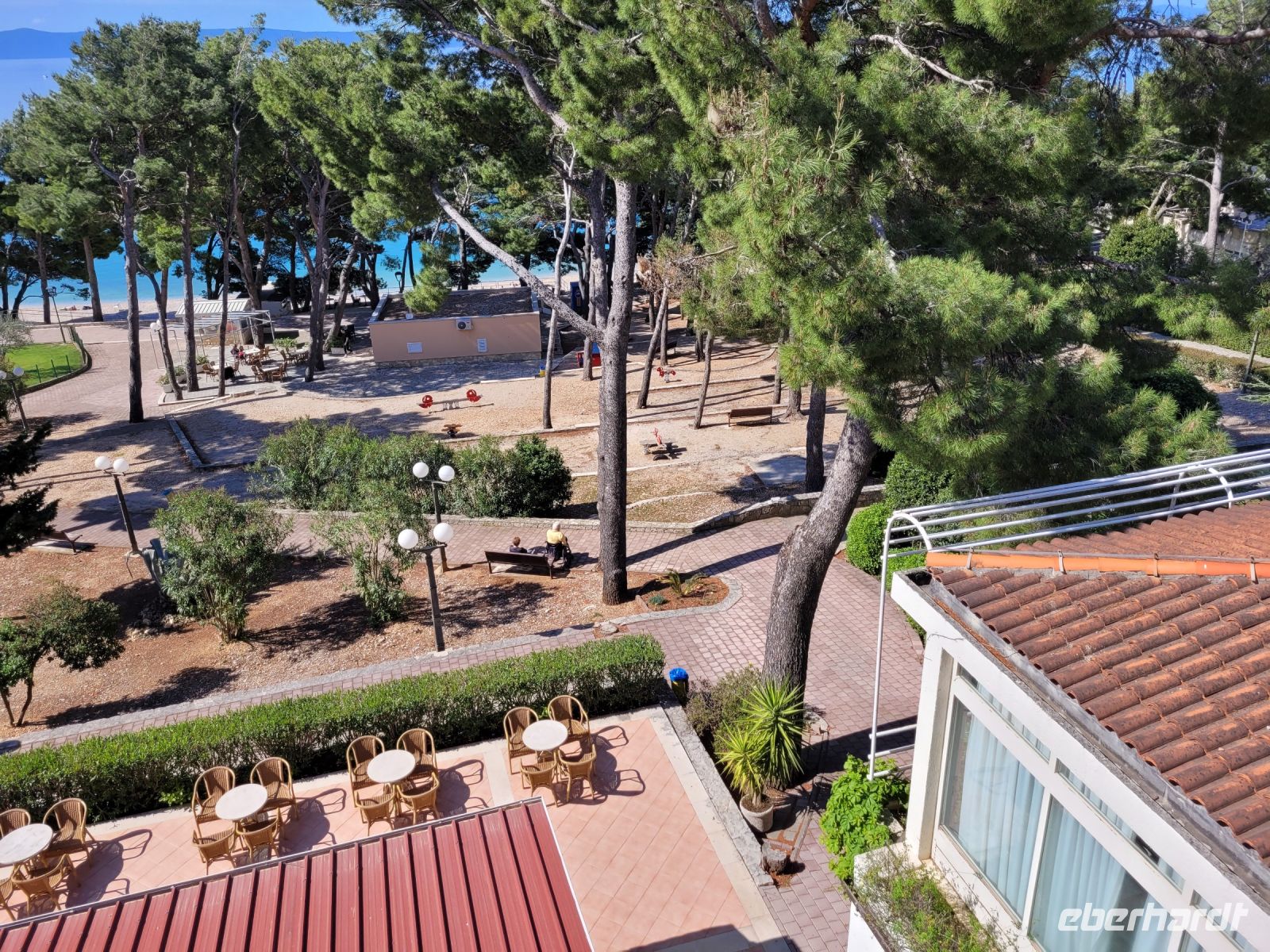 0901 Makarska Ausblick Hotel &ndash; &copy; Jörg Nesse (Eberhardt TRAVEL)