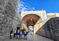 Eingangstor zur Altstadt Dubrovniks &ndash; &copy; Simone Willner (Eberhardt TRAVEL)