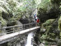 unterwegs in der Teufelsklamm &ndash; &copy; Ingrid Langer (Eberhardt TRAVEL)