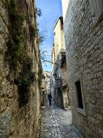 Gasse in Trogir &ndash; &copy; Simone Willner (Eberhardt TRAVEL)