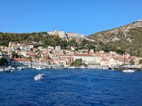 Hvar kommt in Sicht &ndash; &copy; Wolfgang Eckert (Eberhardt TRAVEL)