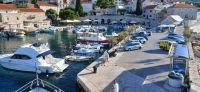 Der Hafen von Bol &ndash; &copy; Wolfgang Eckert (Eberhardt TRAVEL)
