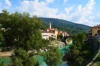 213 Soca-Tal, Blick auf das mittelalterliche Kanal &ndash; &copy; Konrad Füssel (Eberhardt TRAVEL)