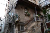210 Trogir, Hauseingang &ndash; &copy; Konrad Füssel (Eberhardt TRAVEL)