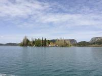 mitten in der Krka &ndash; &copy; Uta Schöne (Eberhardt TRAVEL)