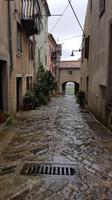 Gasse in Buzet &ndash; &copy; Maja Petermann (Eberhardt TRAVEL)