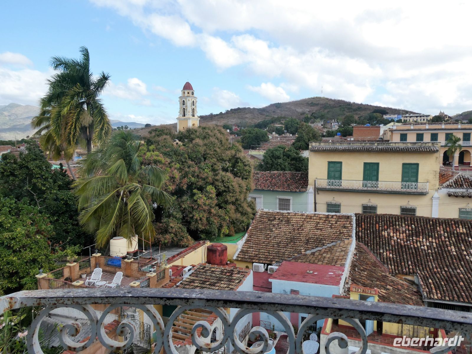 Blick zur Kirche &ndash; &copy; Gina Egenolf (Eberhardt TRAVEL)