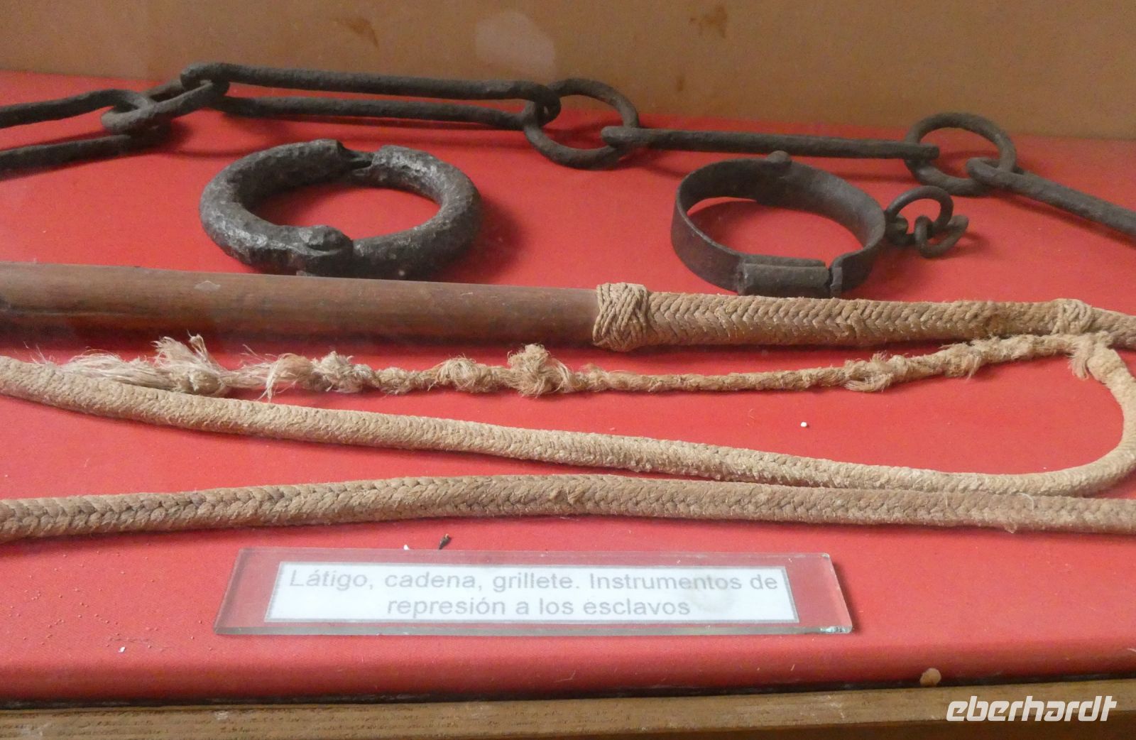 Züchtigungswerkzeug &ndash; &copy; Gina Egenolf (Eberhardt TRAVEL)
