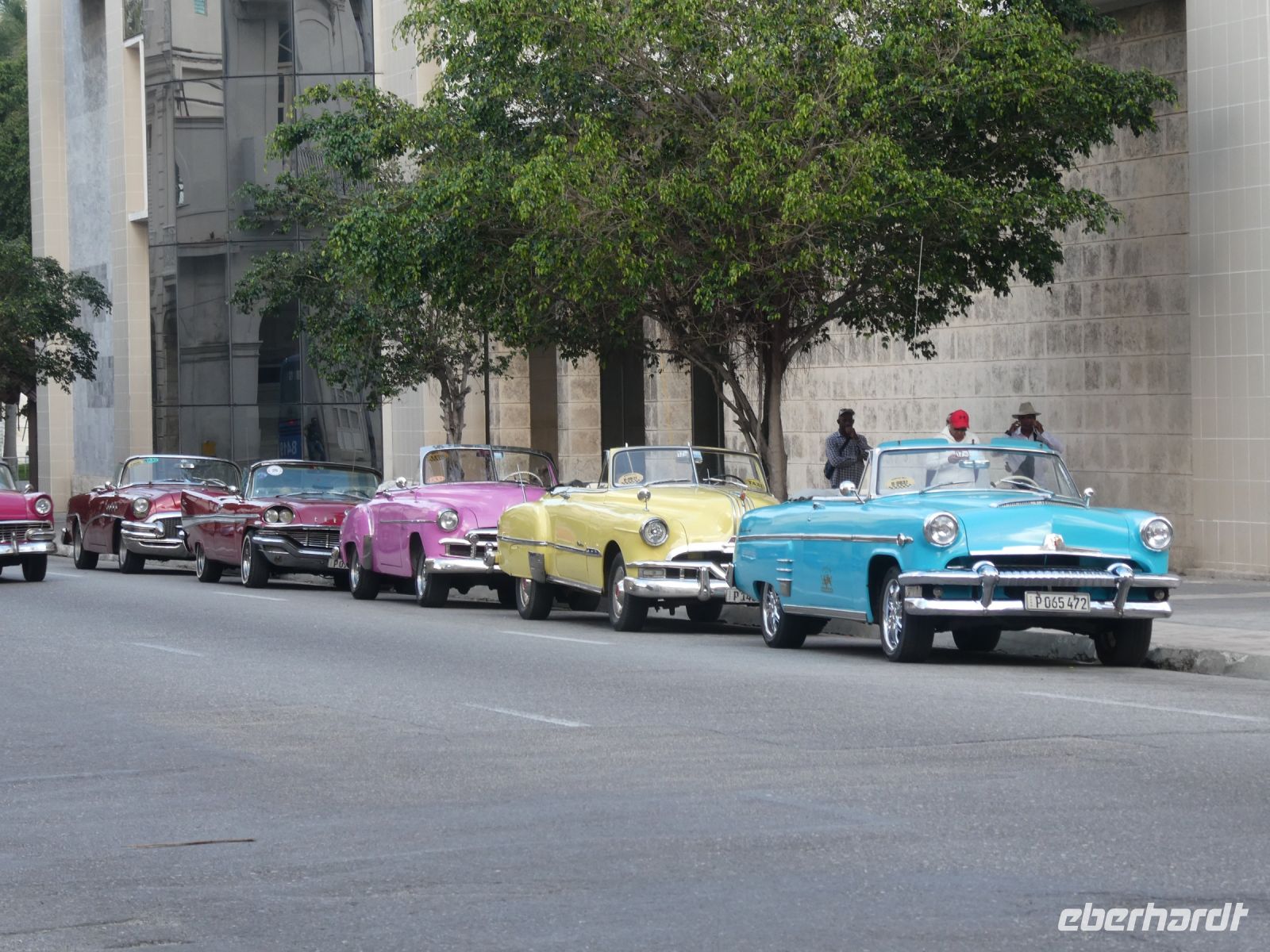 Oldtimerparade &ndash; &copy; Gina Egenolf (Eberhardt TRAVEL)