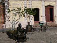 Plaza San Juan de Dios &ndash; &copy; Gina Egenolf (Eberhardt TRAVEL)