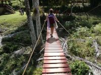eine wackelige Angelegenheit &ndash; &copy; Gina Egenolf (Eberhardt TRAVEL)