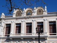 Theater in Cienfuegos &ndash; &copy; Gina Egenolf (Eberhardt TRAVEL)