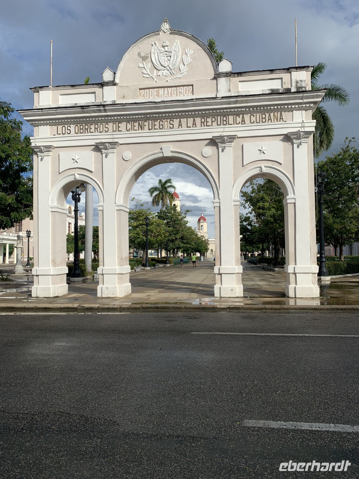 Triumphbogen  zur Erinnerung an die Staatsgründung 1902 in Cienfuegos &ndash; &copy; Elke Knappe (Eberhardt TRAVEL)