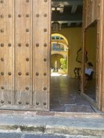 Ein Blick hinter die Fassade &ndash; &copy; Elke Knappe (Eberhardt TRAVEL)