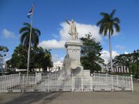 0890 Cienfuegos - José Martí Denkmal &ndash; &copy; Annette Weise (Eberhardt TRAVEL)
