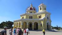 1122 Havanna - Stadtrundfahrt - Kolumbus-Friedhof - Kirche &ndash; &copy; Annette Weise (Eberhardt TRAVEL)