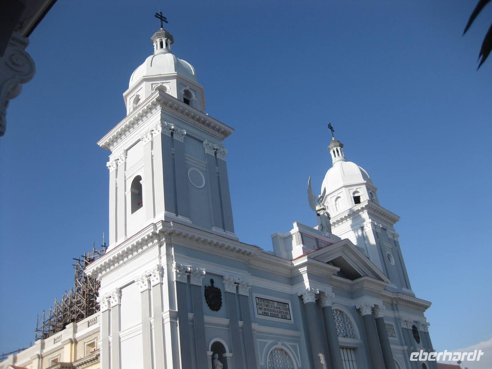 Santiago de Cuba - Catedral de Nuestra Senora de la Asuncion am Parque Cespedes  &ndash; &copy; Annette Zocher (Eberhardt TRAVEL)