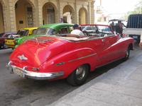 ... ein chickes Cabrio &ndash; &copy; Annette Zocher (Eberhardt TRAVEL)
