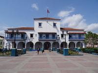 Santiago de Cuba - Rathaus &ndash; &copy; Ralf Mehnert (Eberhardt TRAVEL)