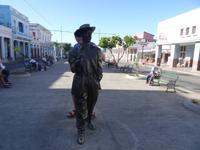 Benny More - ein beliebtes Fotomotiv in Cienfuegos &ndash; &copy; Elke Knappe (Eberhardt TRAVEL)