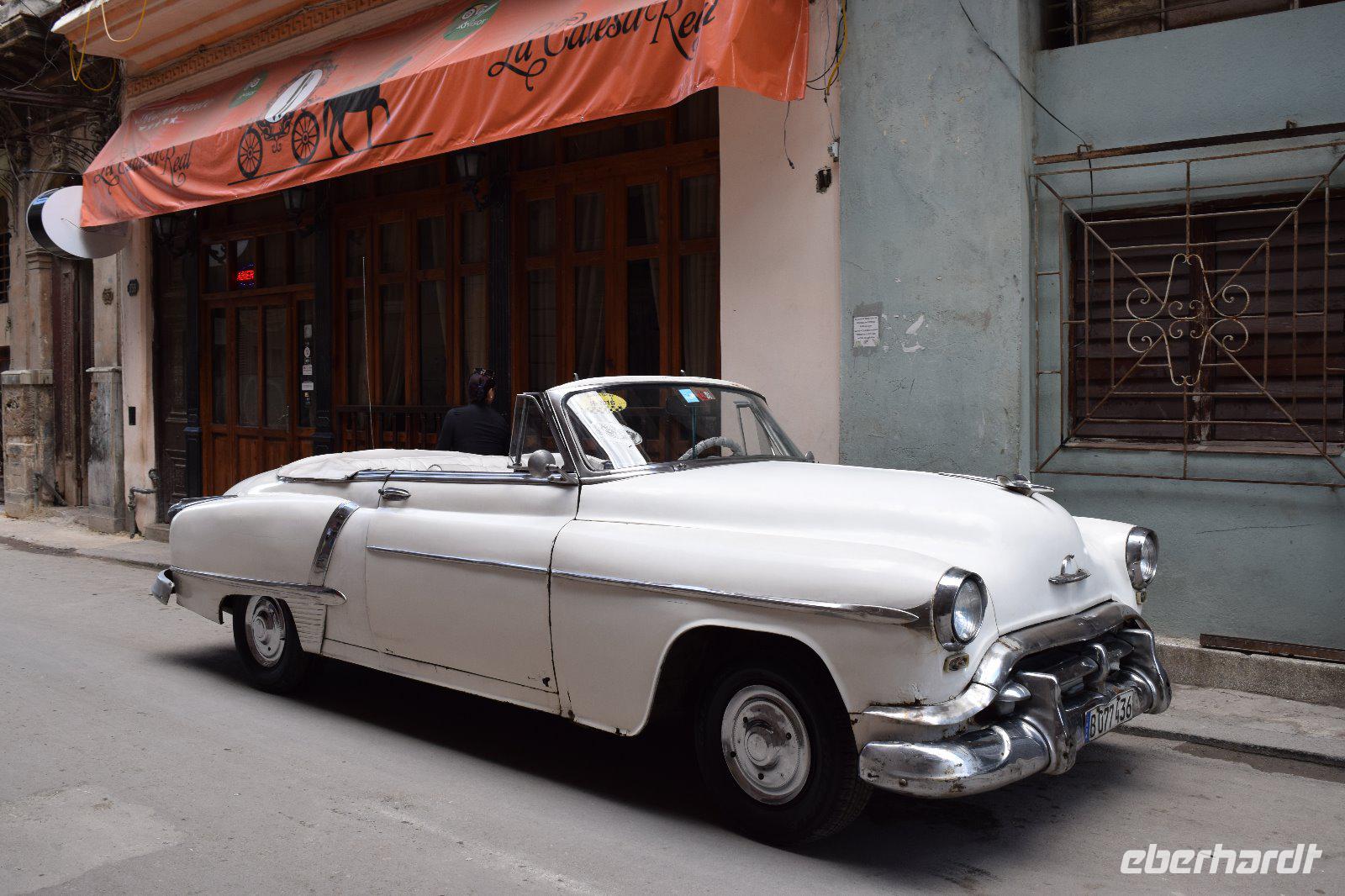 Oldtimer sind allgegenwärtig &ndash; &copy; Elke Knappe (Eberhardt TRAVEL)