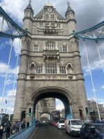 21.08.26-Anreise über die Tower Bridge