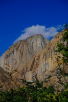 Felsen am Anja-Lemurenreservat auf Madagaskar  &ndash; &copy; Sten Bernhardt (Eberhardt TRAVEL)