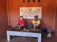 Besuch der Papier Manufaktur auf Madagaskar 