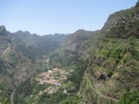 Das Nonnental und die Berge &ndash; &copy; Marieta Beck (Eberhardt TRAVEL)