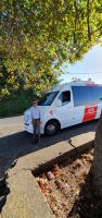 unser Driver Guide Claudio mit seinem Bus &ndash; &copy; Ria Heilmann (Eberhardt TRAVEL)